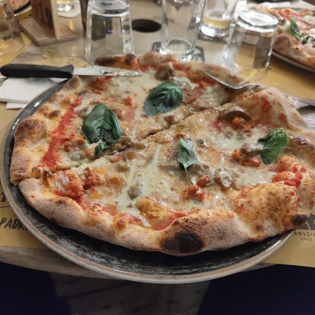 Margherita Con Mozzarella all’uscita