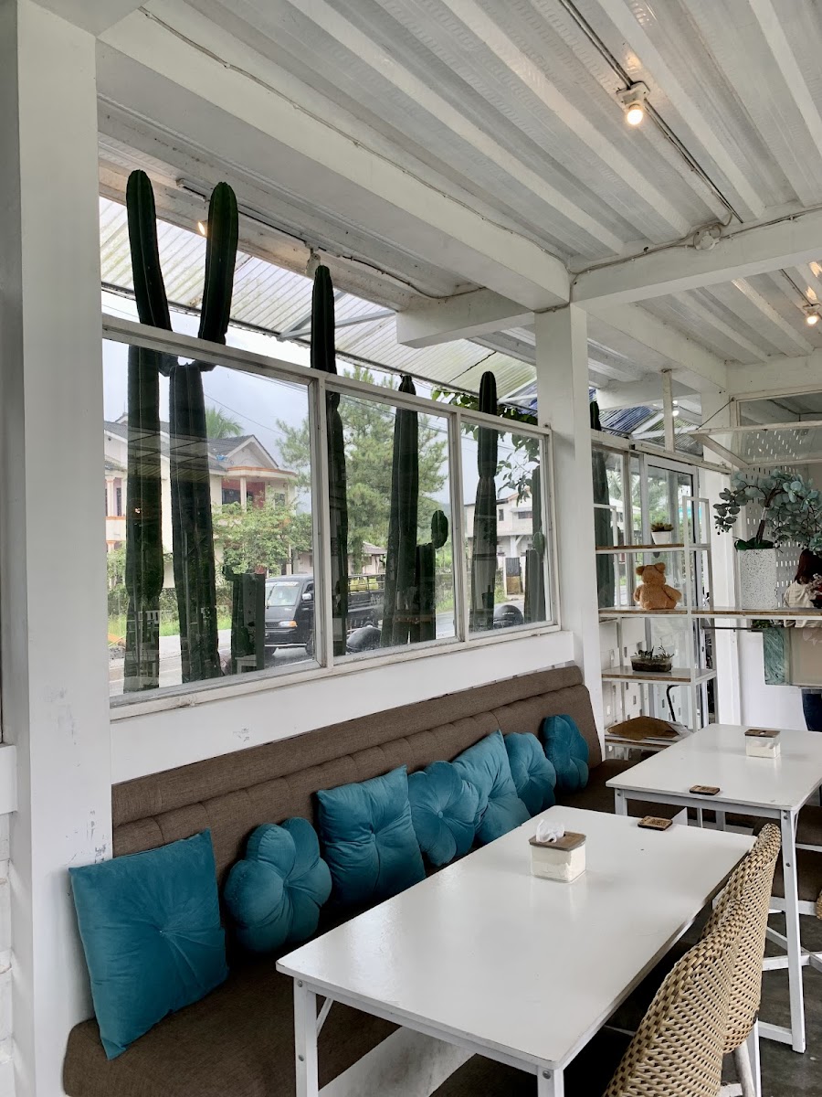 Dhayo Coffee & Space