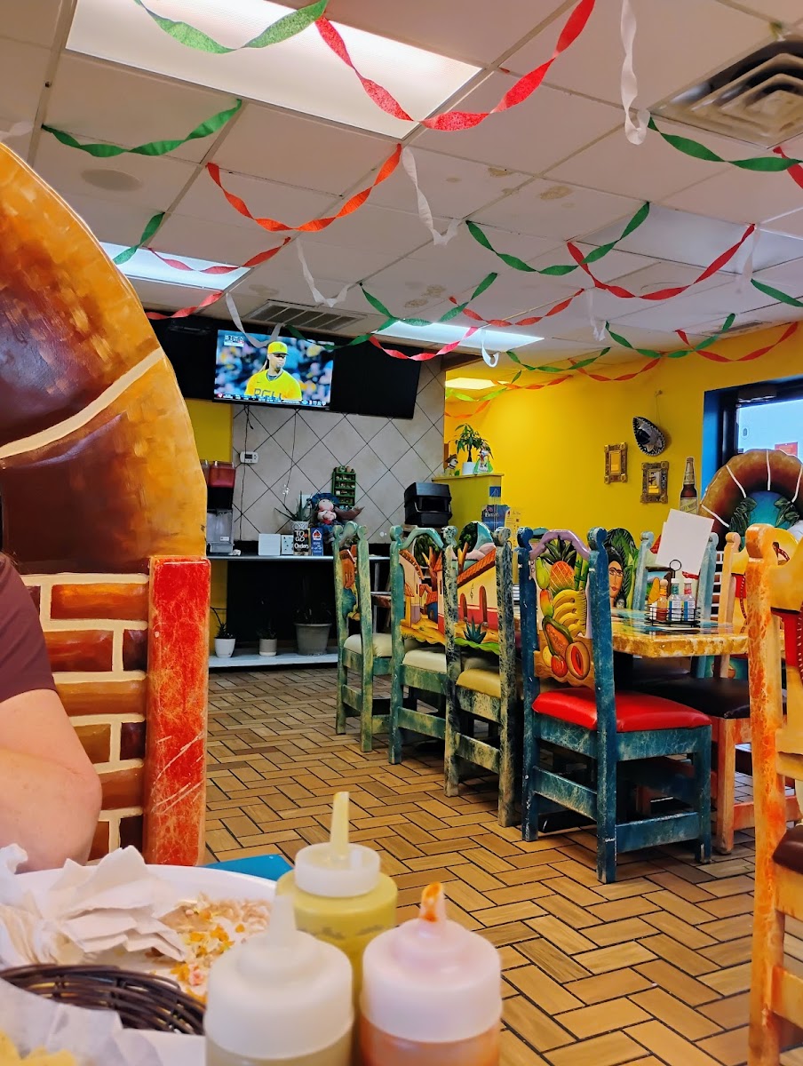 Las Brisas - Plymouth