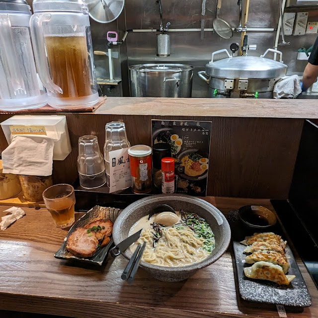 豚骨湯拉麵