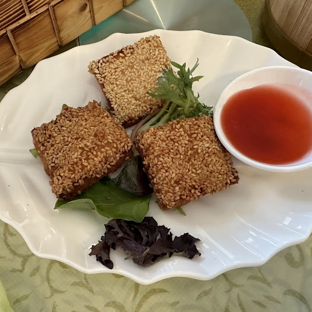 sesame prawn toast 2 pcs 芝麻虾2件