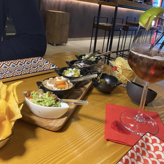 Nachos E Flautas