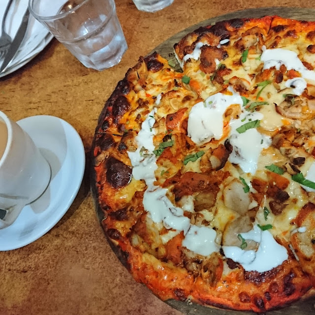 Tandoori Chicken Pizza