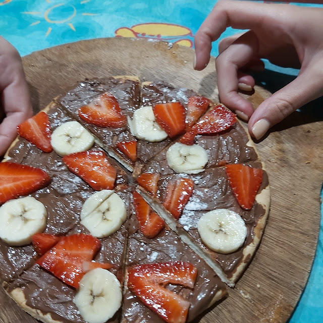 Nutella Dessert Pizza