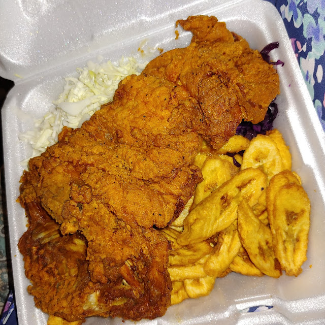Pollo Con Tajadas