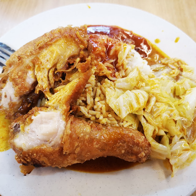 Lim Fried Chicken with Rice Veg N Egg