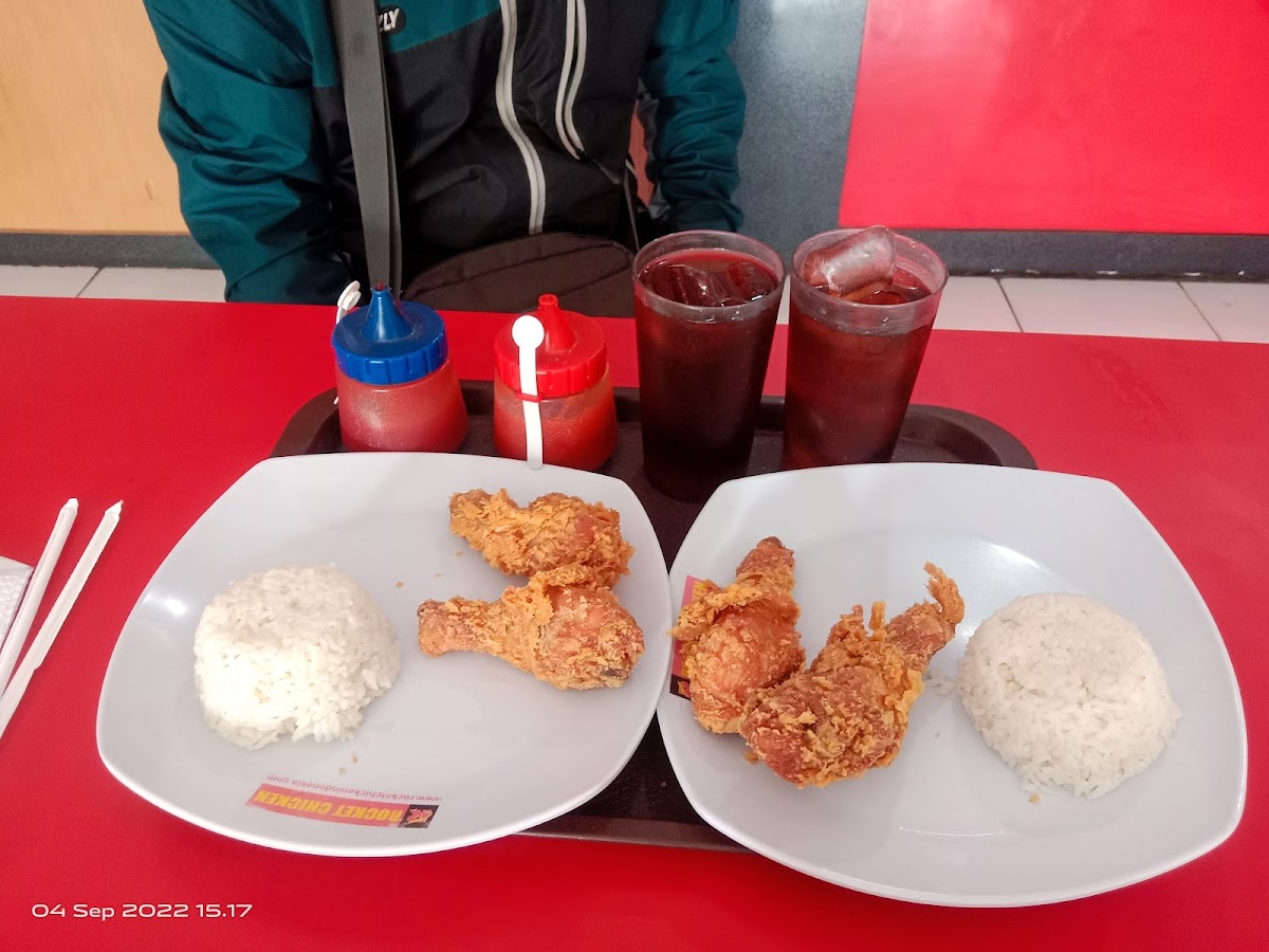 ROCKET CHICKEN MRANGGEN 2