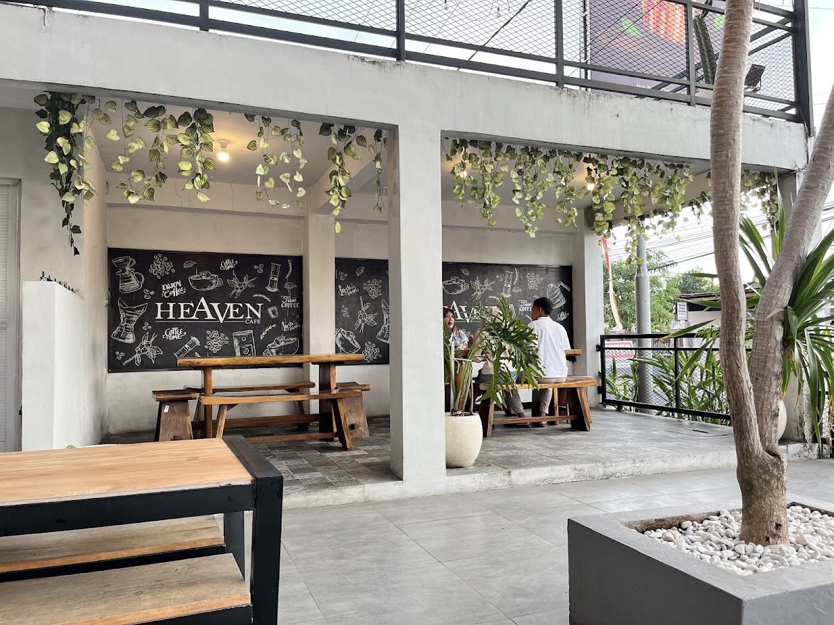 Heaven Cafe