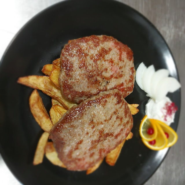 Pikant Pljeskavica