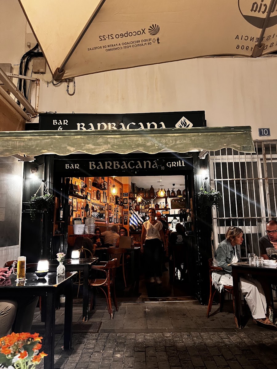Barbacana Bar & Grill