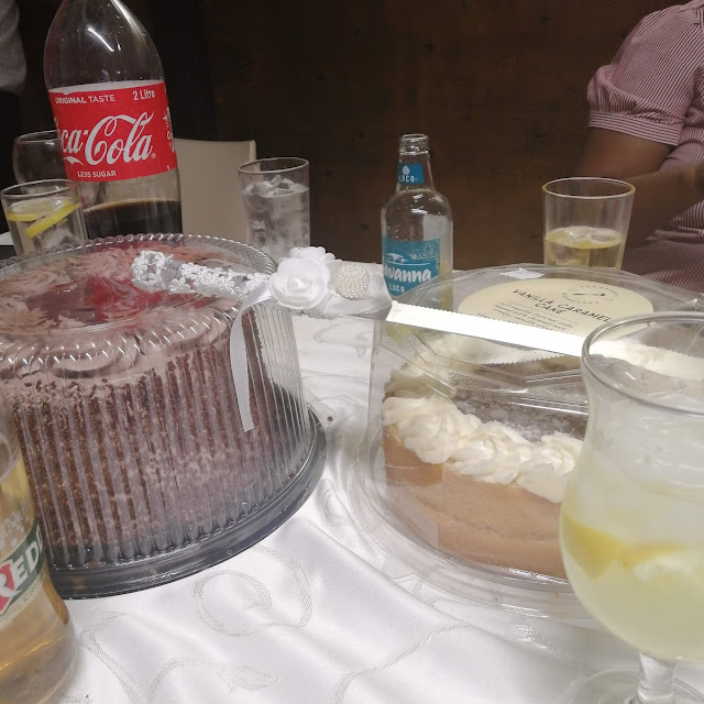 Cakes and Cake Knife