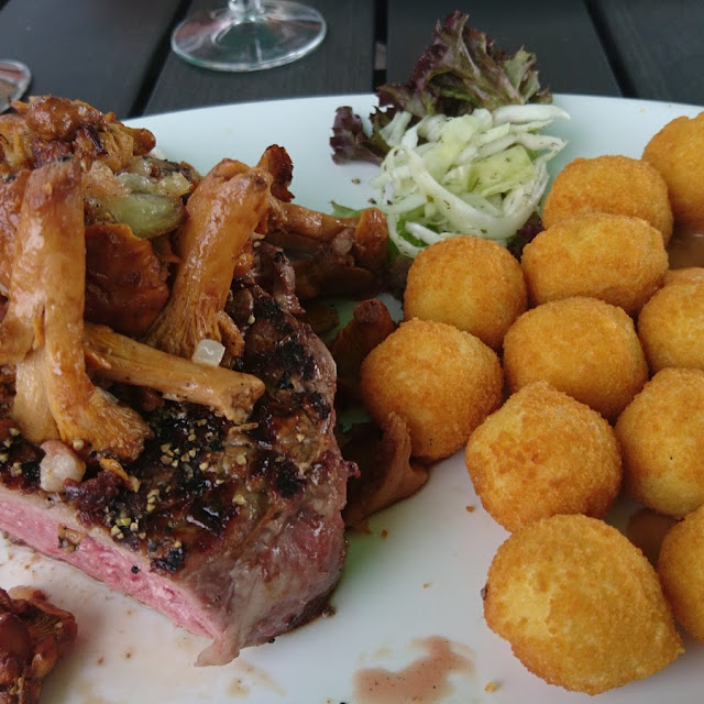 Rumpsteak Mit Frischen Pfifferlingen