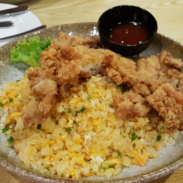 Nasi Goreng Chicken Chop
