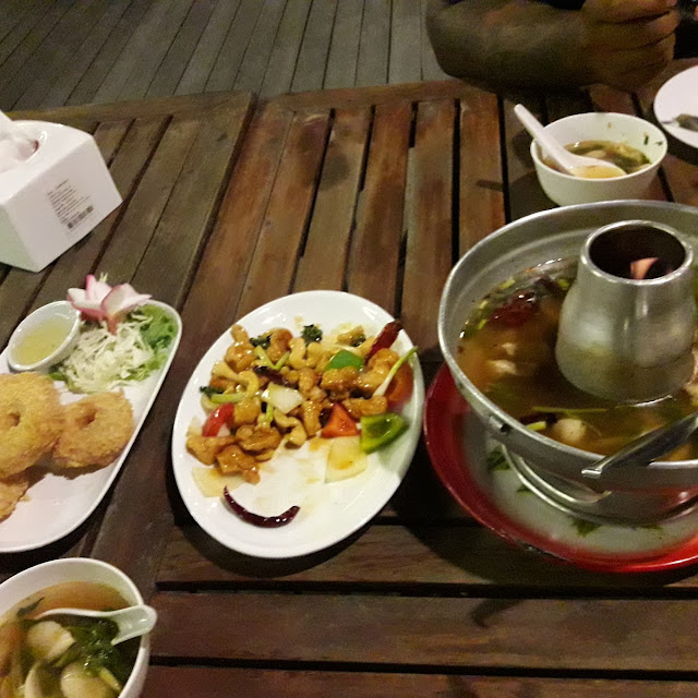 ต้มโคล้งน้ําใส-หมึกไข่เค็มรสเด็ด