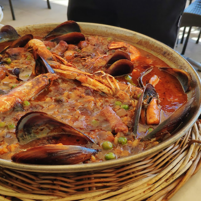 Paella Mixta