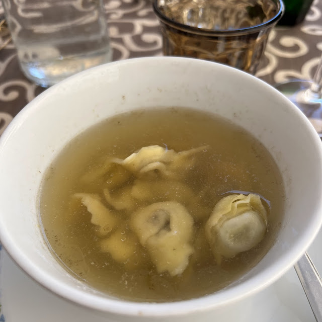Agnoli In Brodo