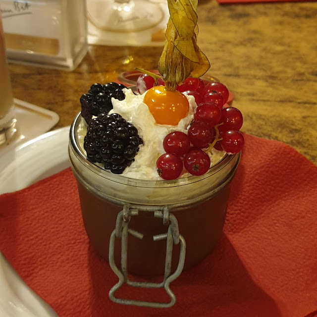Mousse Au Chocolat