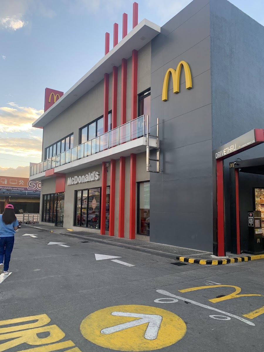 McDonald's Dasma Palapala
