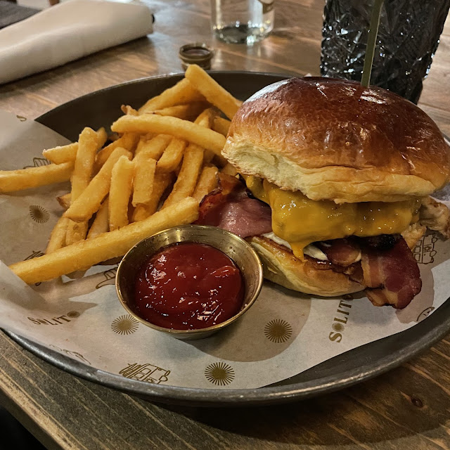 Bacon Cheese Burger