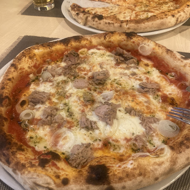 Pizza Tonno