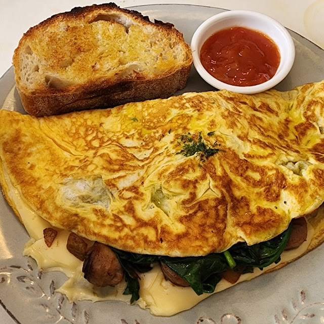 Mushroom Omelette