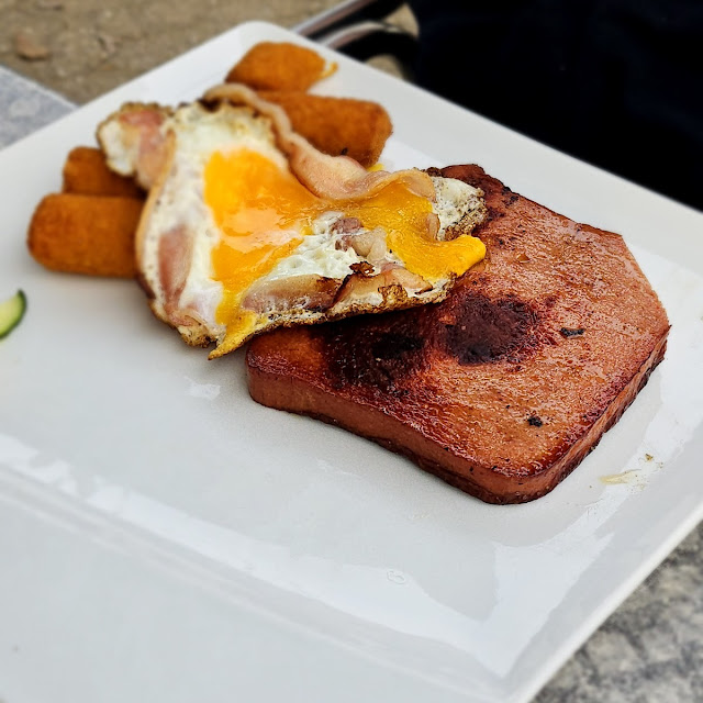 Leberkäse Mit Kroketten