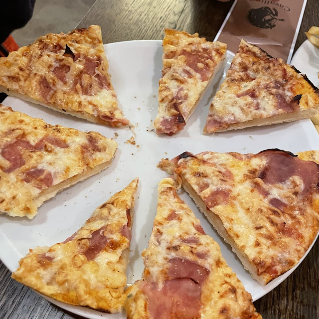 Kleine Schinken Pizza