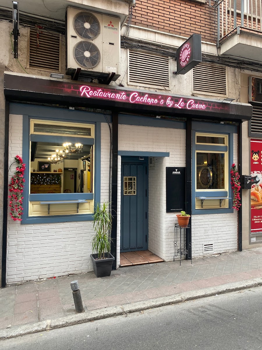 Cachopo's by La Cueva