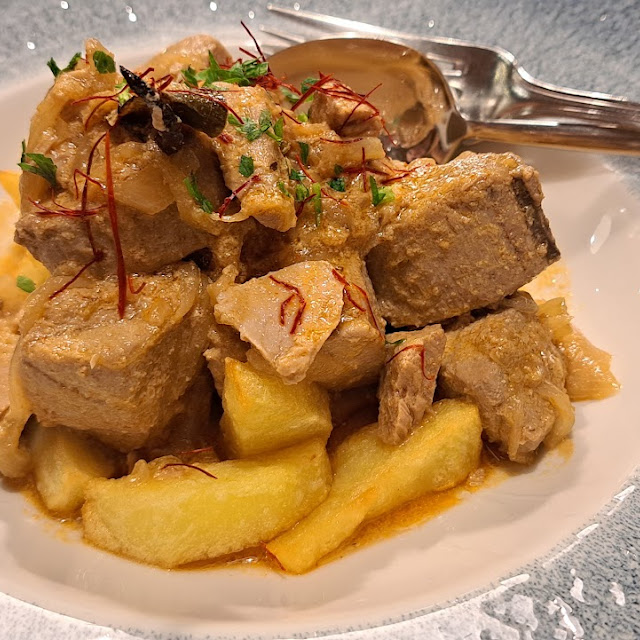 Atún Encebollado