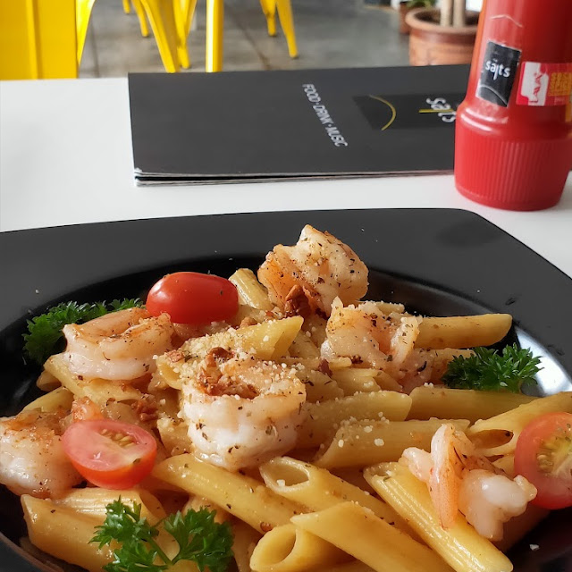 Grilled Prawn Pasta