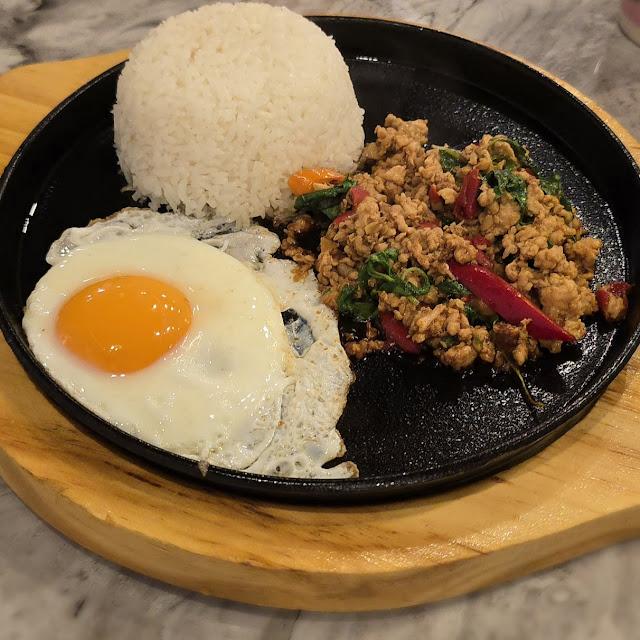 กะเพราไก่