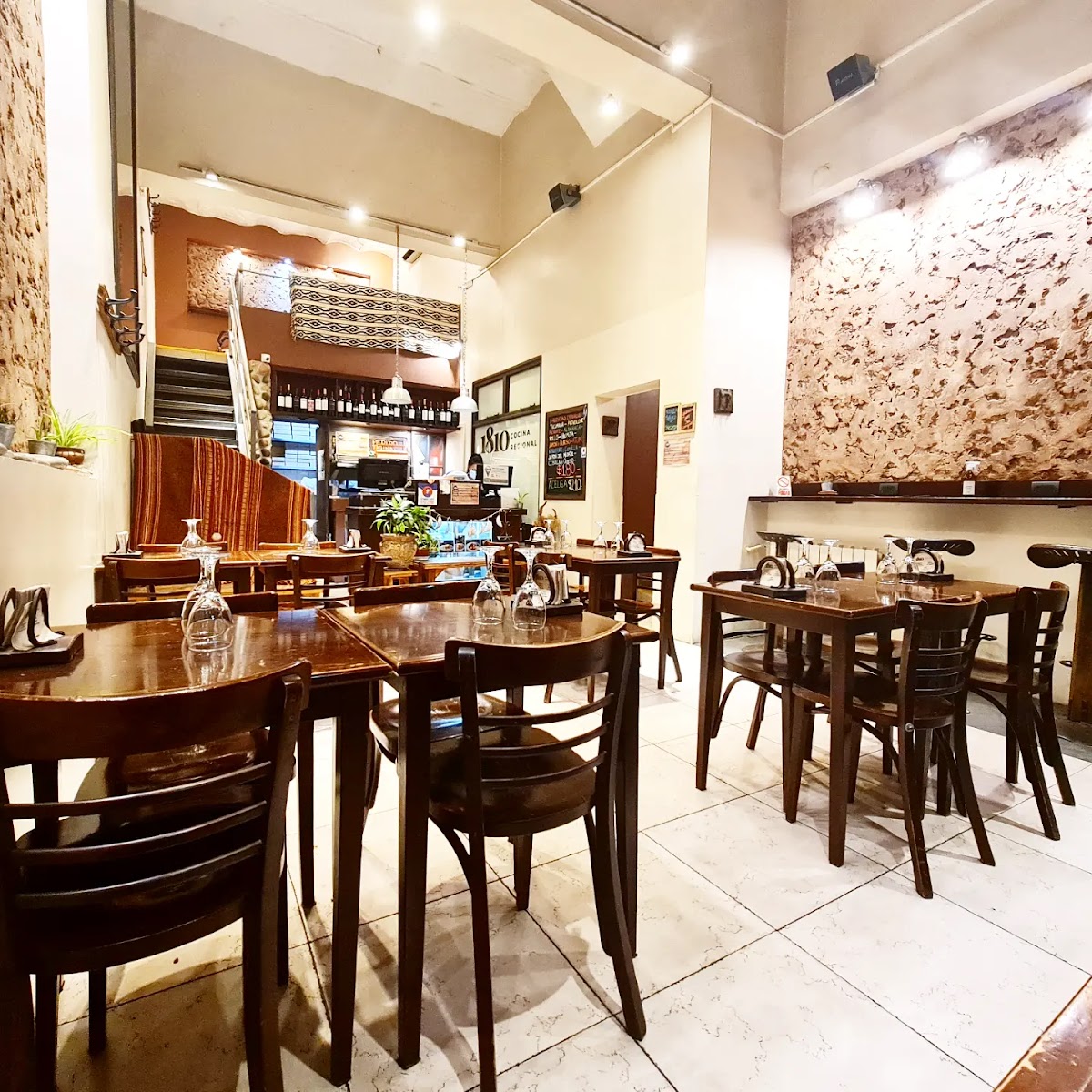 1810 Cocina Regional Centro
