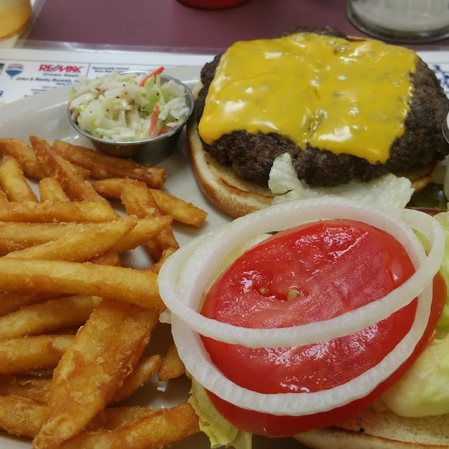 1 2 lb Cheese Burger