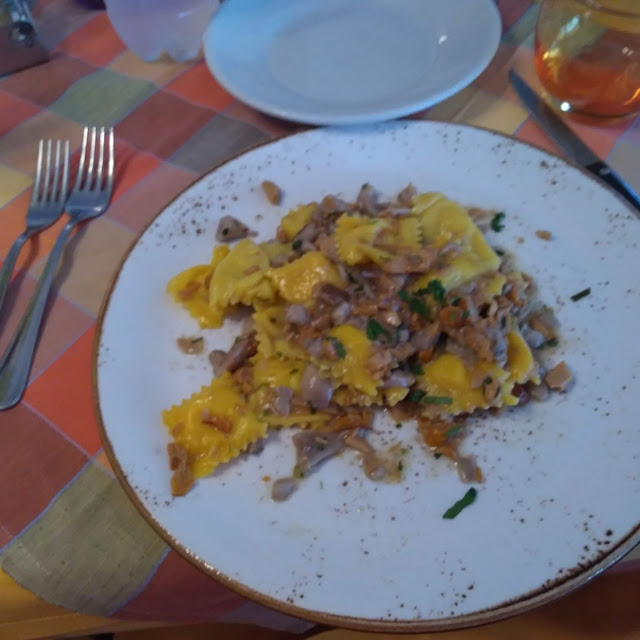 Ravioli Di Patata Con Sugo Di Cinghiale