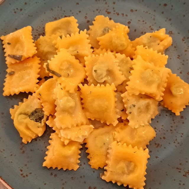 Ravioli Alle Erbe Con Burro E Salvia Buonissimi