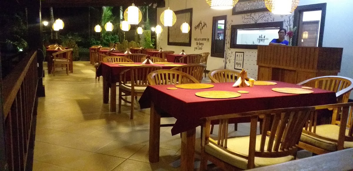 Warung B,tok