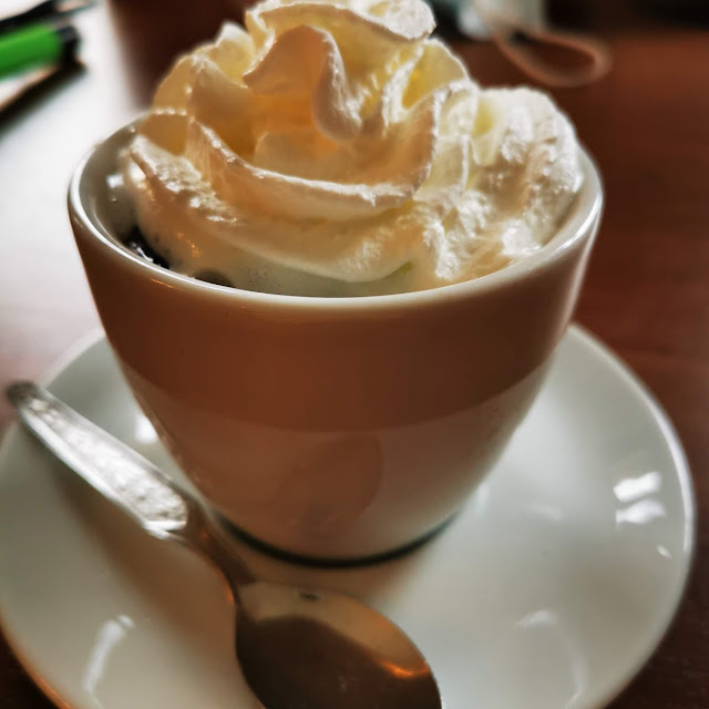 Cioccolata Calda Con Panna