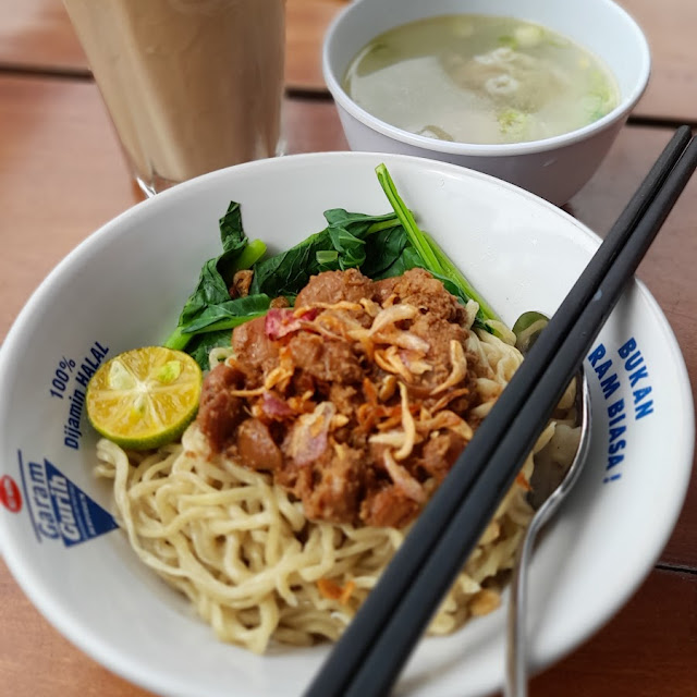 Mie Ayam Es Kopi