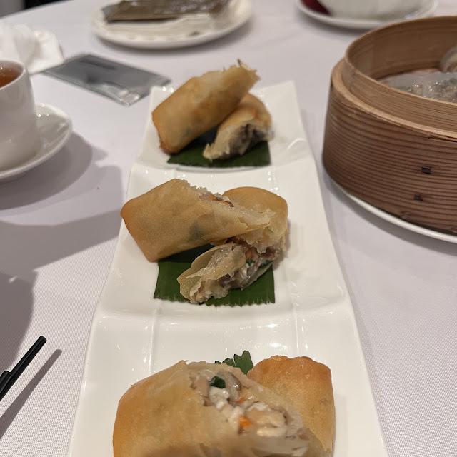 Deep-Fried Spring Rolls with Mixed Vegetables