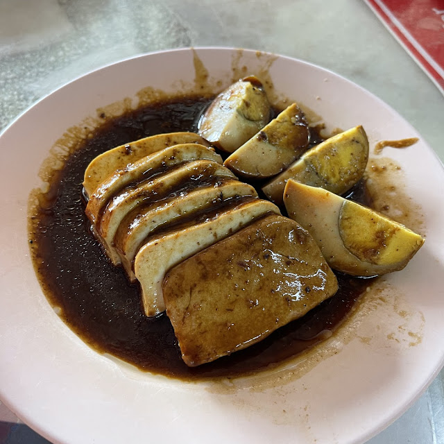 Braised Tofu and Eggs
