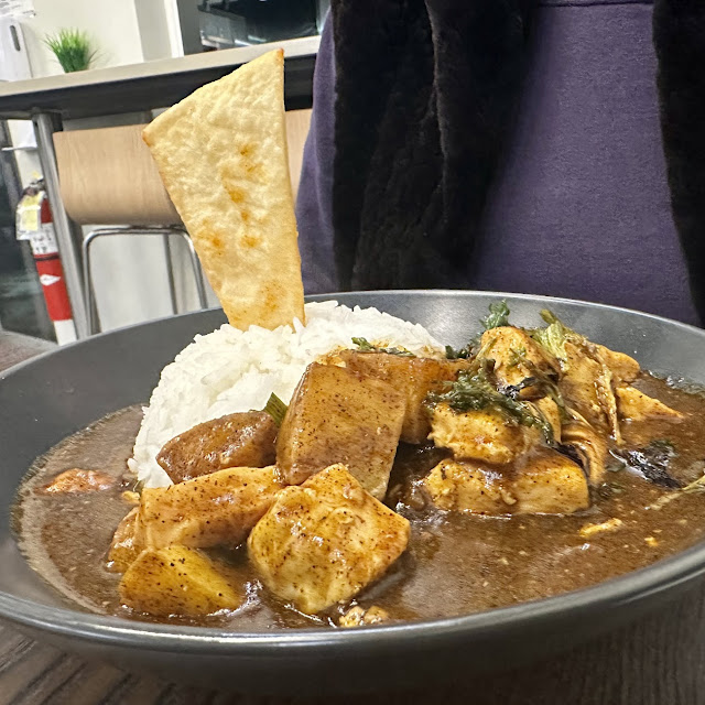 Black Curry Chicken