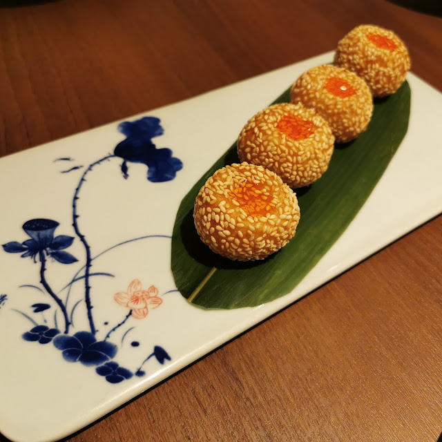 Sesame Pastry