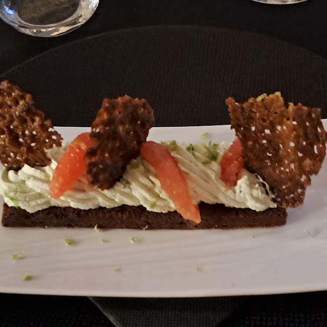 Sacher Et Sa Crème Pistache Suprême de Pomelos
