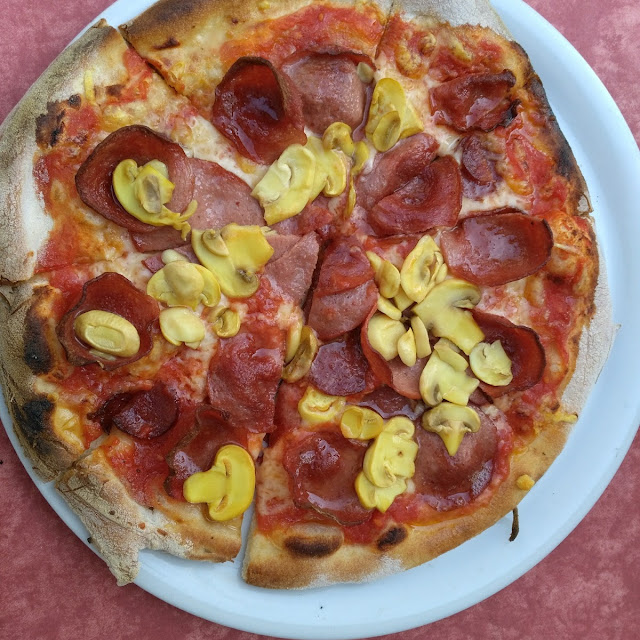 Nr 13 Mit Pilze Und Knobi Nr 16 Ohne Olive Dafür Mit Knobi