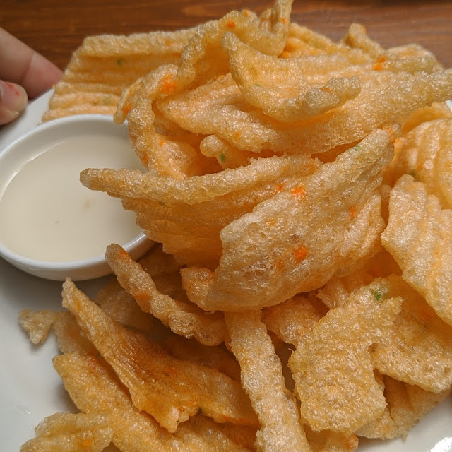 Complimentary Fish Crackers