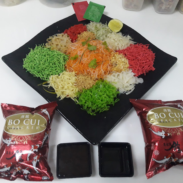 Chinese New Year Yee Sang