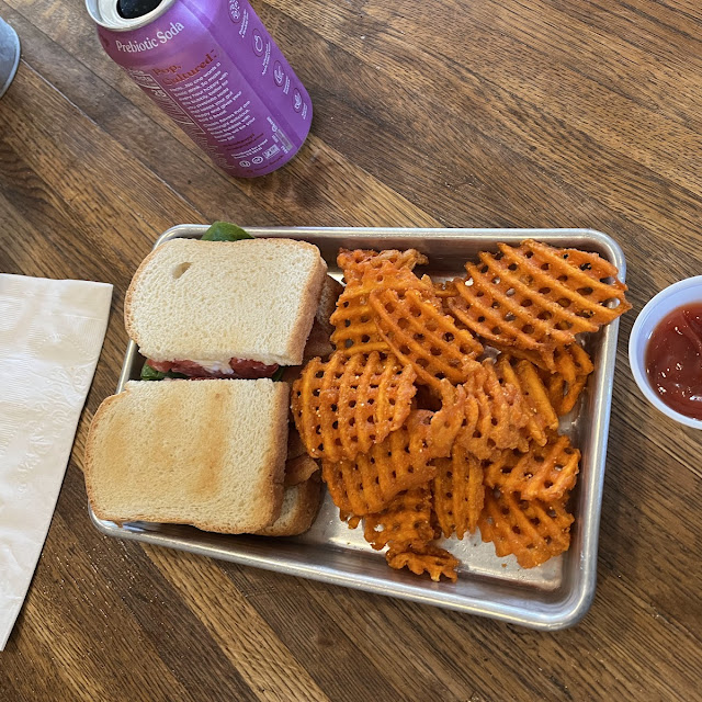 Garden blt