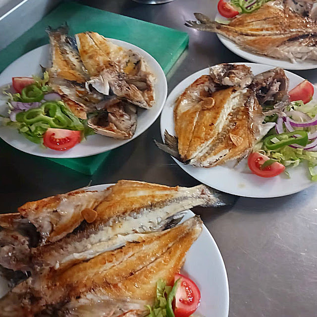 Dorada A la Espalda