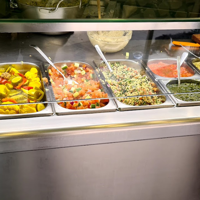 Free Salad Bar