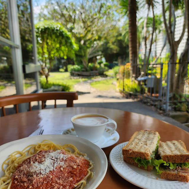 Cappuccino Pork Spaghetti Ham Sandwich